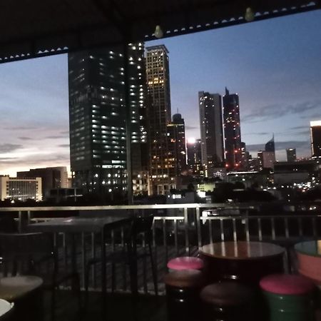 Multi 88 Syariah Hotel Jakarta Buitenkant foto