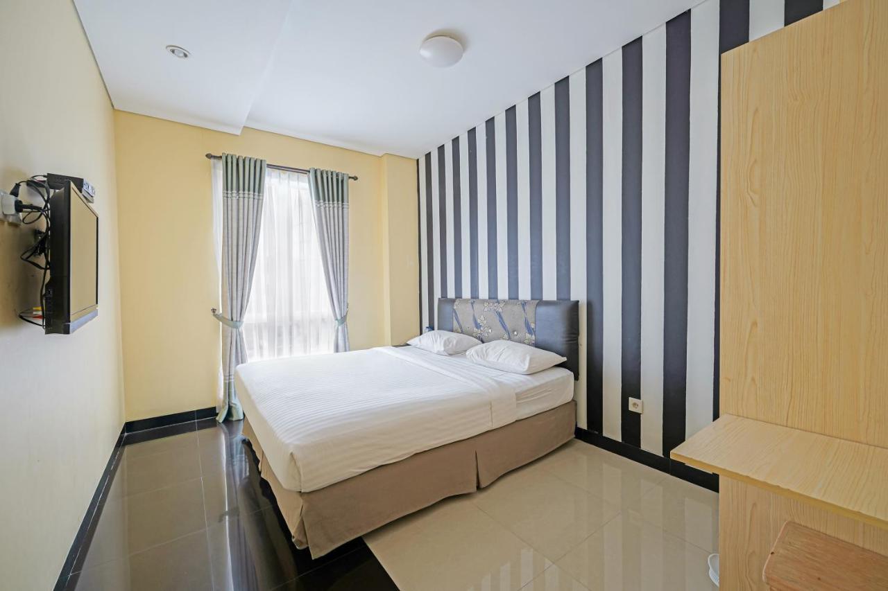 Multi 88 Syariah Hotel Jakarta Buitenkant foto
